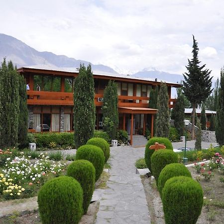 Gilgit Serena Hotel Dış mekan fotoğraf