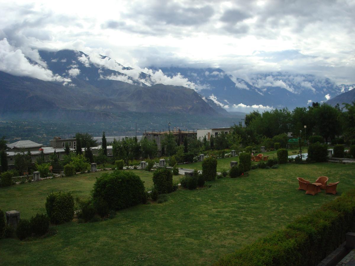 Gilgit Serena Hotel Dış mekan fotoğraf