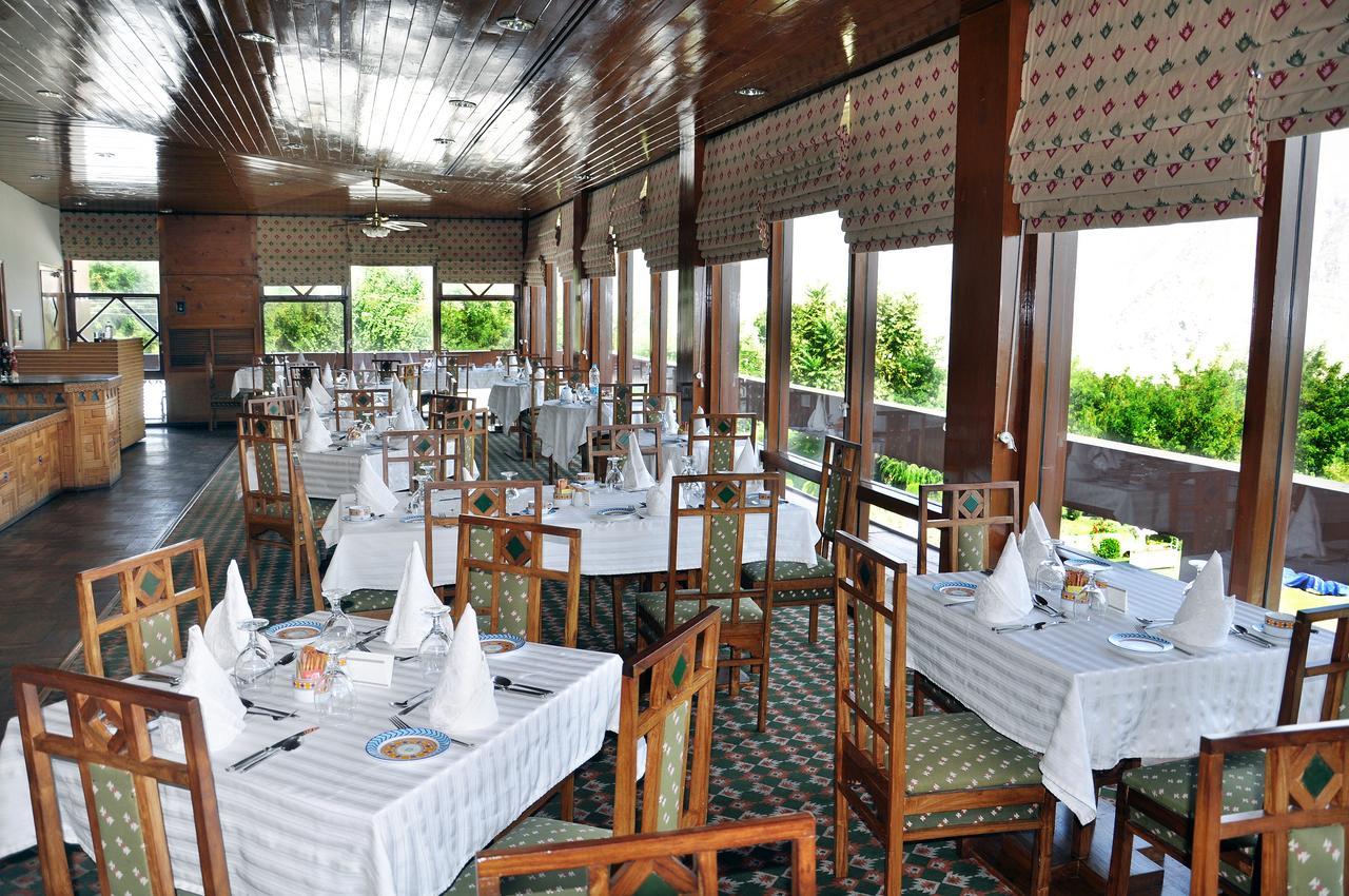Gilgit Serena Hotel Dış mekan fotoğraf