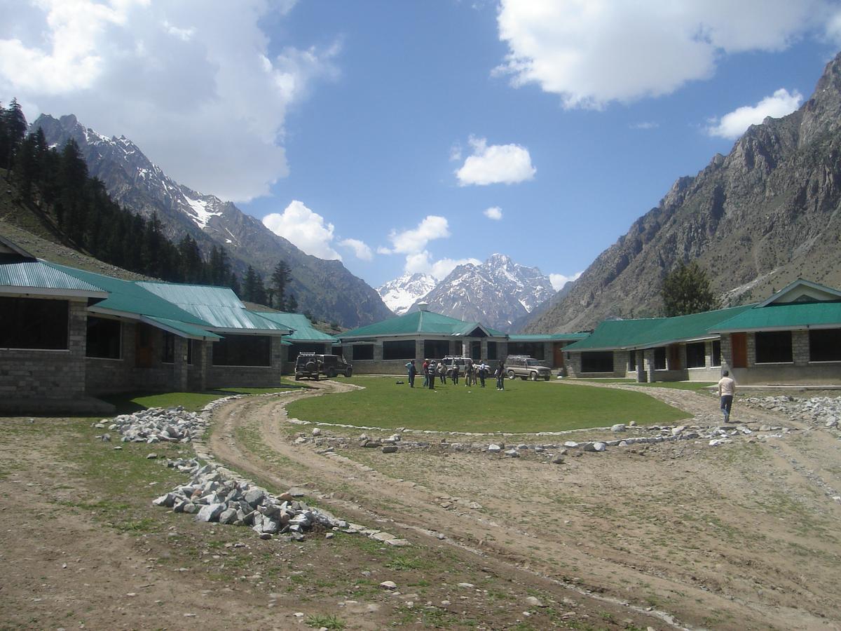 Gilgit Serena Hotel Dış mekan fotoğraf