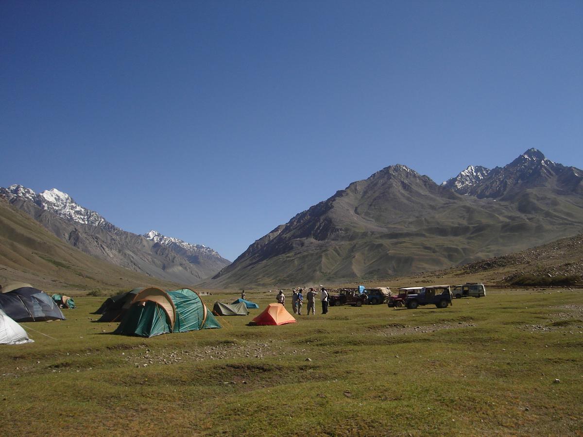 Gilgit Serena Hotel Dış mekan fotoğraf