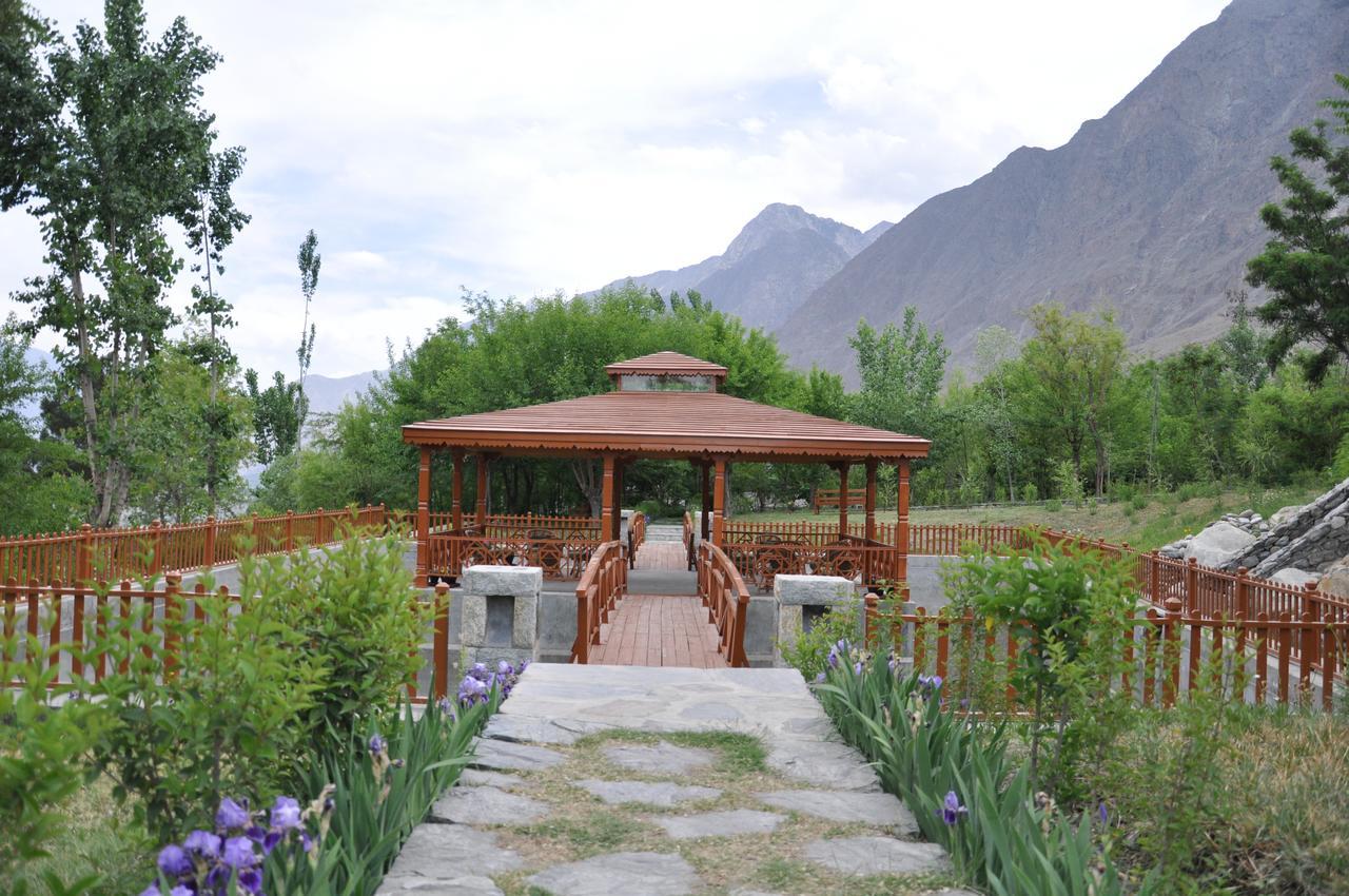 Gilgit Serena Hotel Dış mekan fotoğraf
