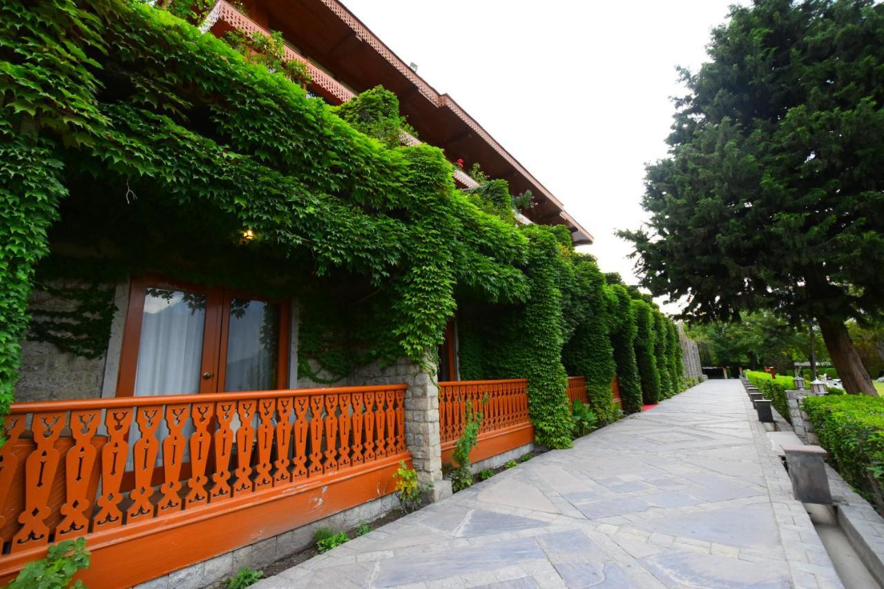 Gilgit Serena Hotel Dış mekan fotoğraf