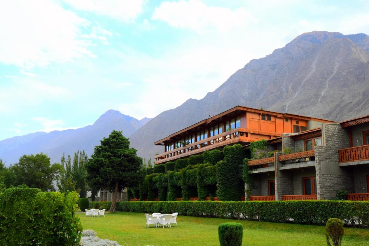 Gilgit Serena Hotel Dış mekan fotoğraf
