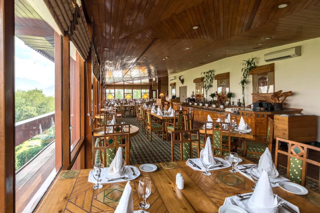 Gilgit Serena Hotel Dış mekan fotoğraf